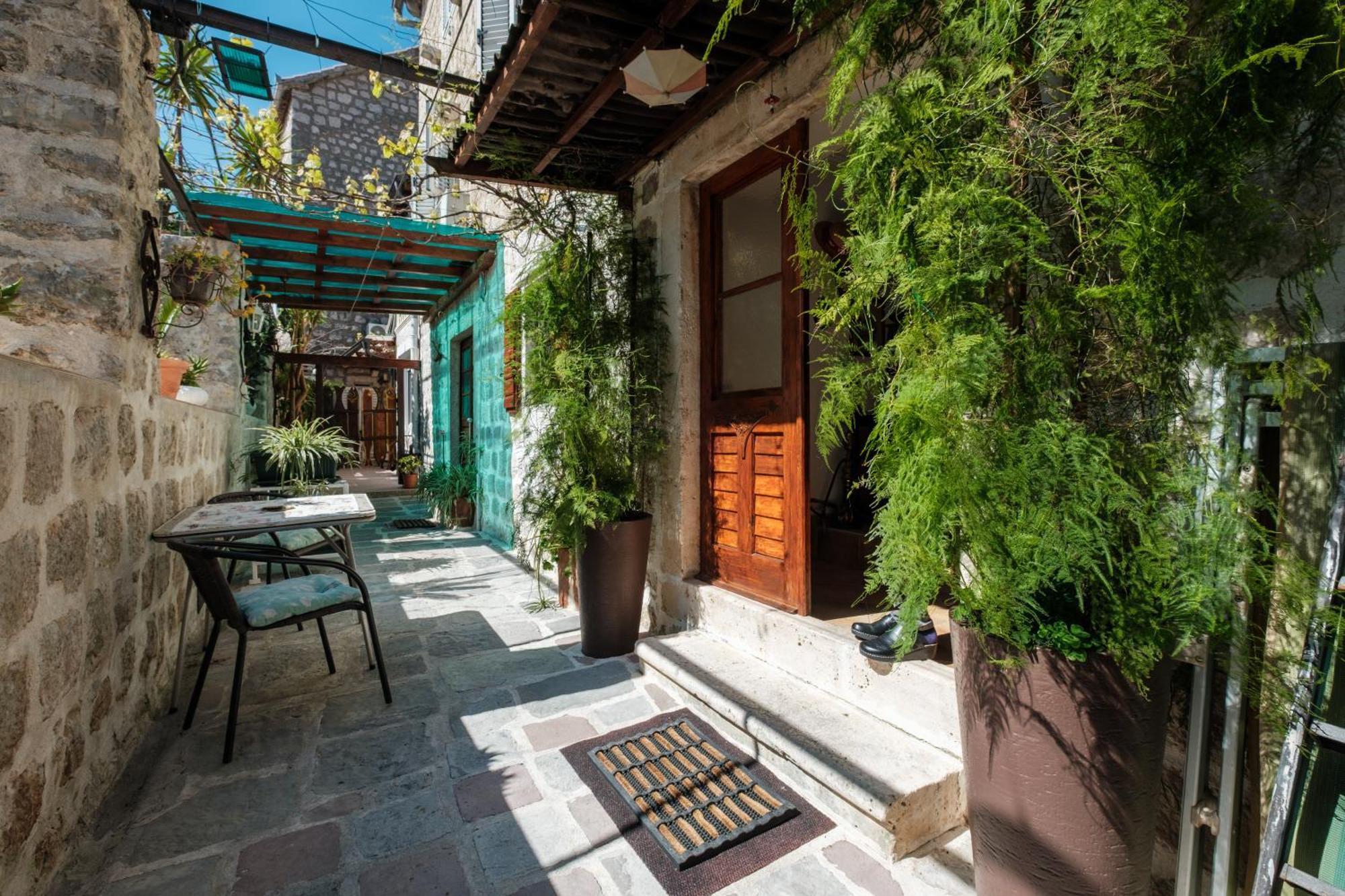 Bluemarine Rooms & Apartments Πέραστ Εξωτερικό φωτογραφία