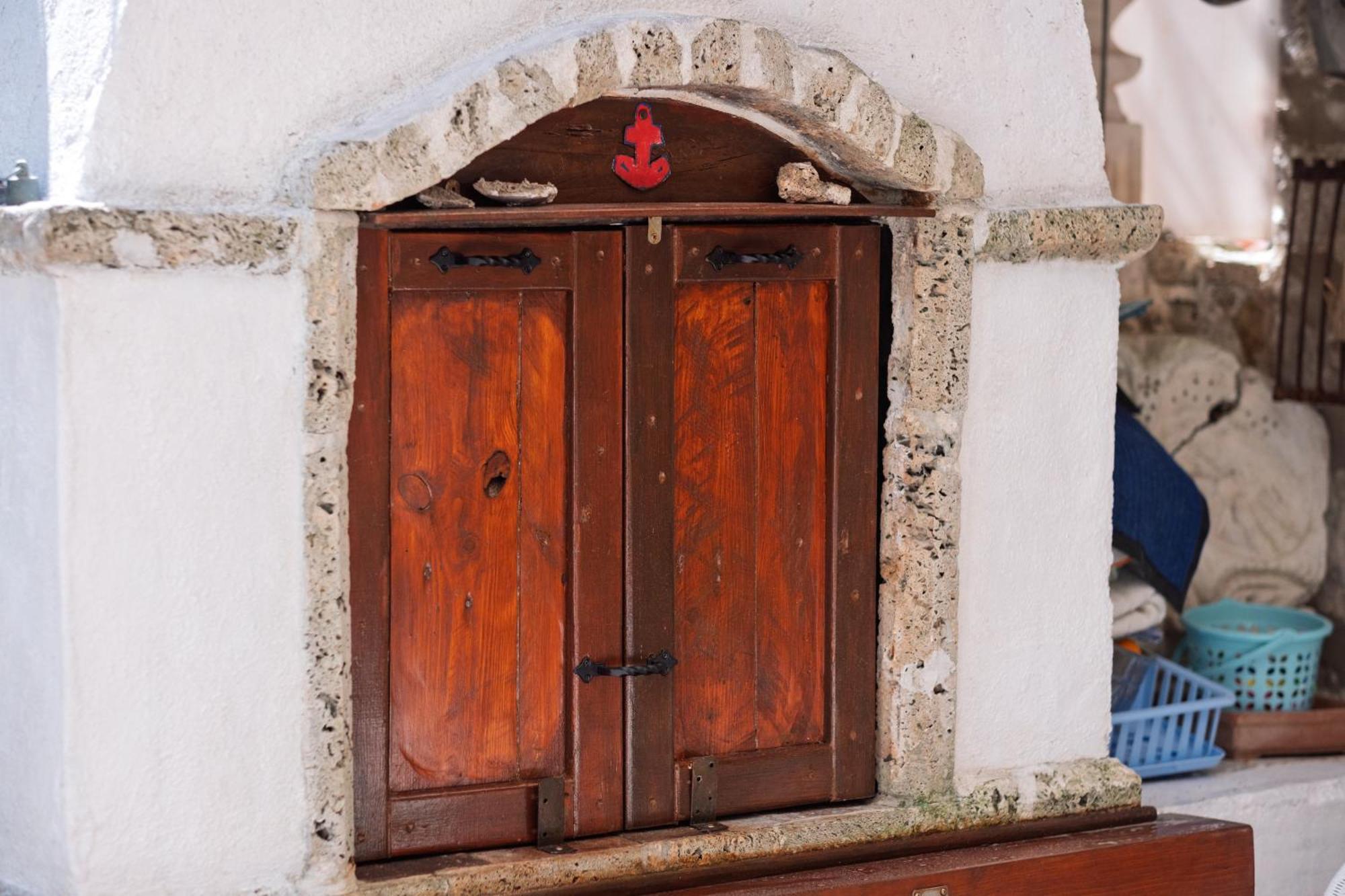 Bluemarine Rooms & Apartments Πέραστ Εξωτερικό φωτογραφία