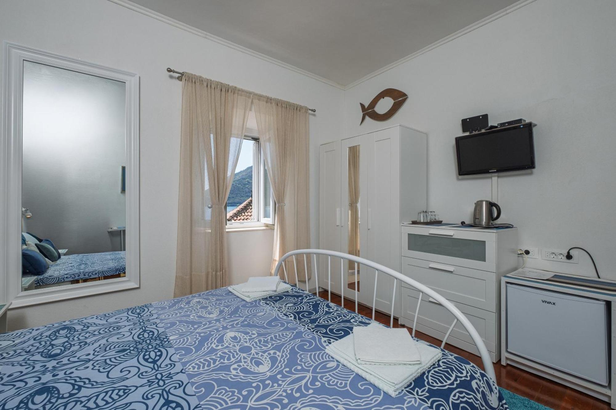 Bluemarine Rooms & Apartments Πέραστ Εξωτερικό φωτογραφία